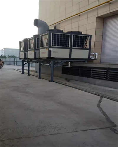 五寨豐澤國際大酒店中廣歐特斯空氣能熱水工程施工調(diào)試完畢