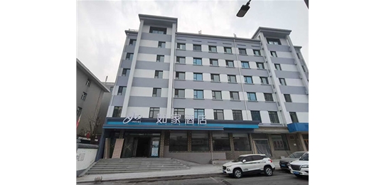 太原萬柏林區(qū)鋁廠巷如家4.0酒店空氣能冷熱水、風(fēng)管機(jī)系統(tǒng)施工完畢